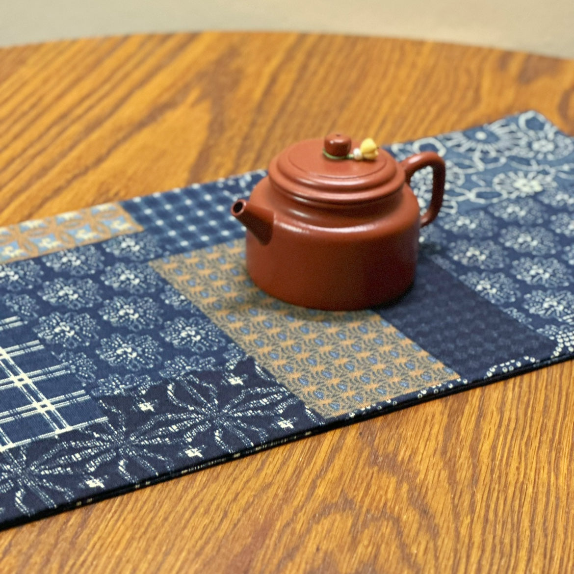 Original Patchwork Denim Placemat with Blue and Beige Patterns - Traditional Stylish Design, Durable, Functional for Dining, Tea Parties, and Casual Gatherings for Unisex