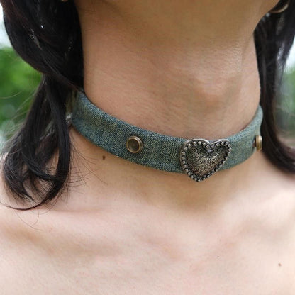 Choker Denim Hati Retro