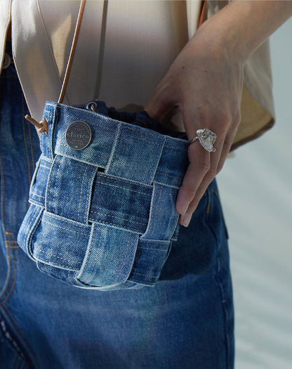 Original Denim Mini crossbody bag Design with Blue Denim and Leather Handles – Stylish, Casual for Daily Outings, Shopping, Casual Activities, Ideal for Adding a Unique Charm to Any Casual Outfit for Women