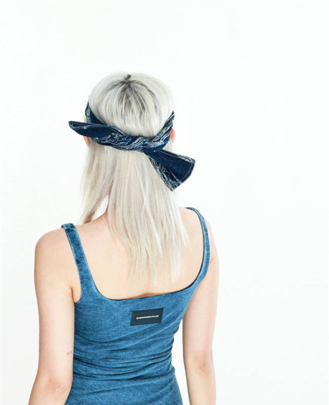 Trendy Denim Bow Knot Headband - A Playful and Vintage-Styled, Soft Street Fashion Accessory for Women