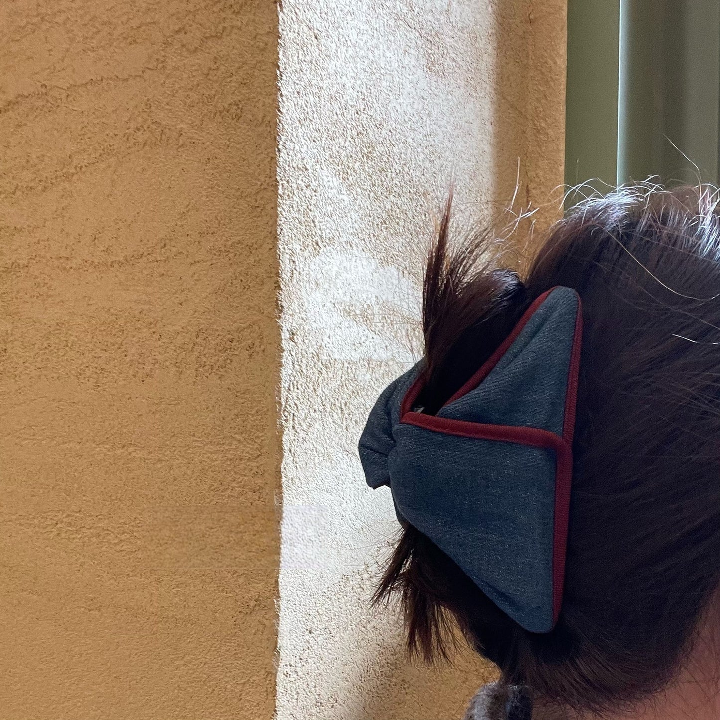 Original Denim Hair Clip with Burgundy Piping - Trendy, Functional Design, Ideal for Everyday Carry or as a Gift for Women