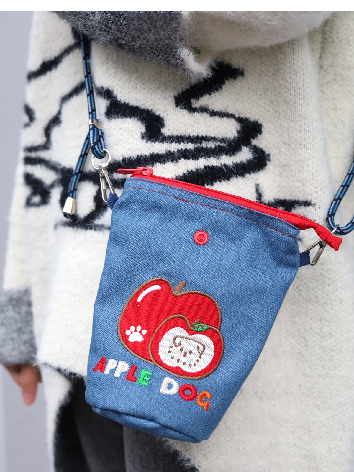 Original Denim Crossbody Pouch Design with Blue Denim, Red Gingham Top, and Apple Dog Embroidery – Playful, Cute for Daily Outings, Pet Accessories, Casual Use, Ideal for Keeping Pet Essentials Practical and Adorable for Women