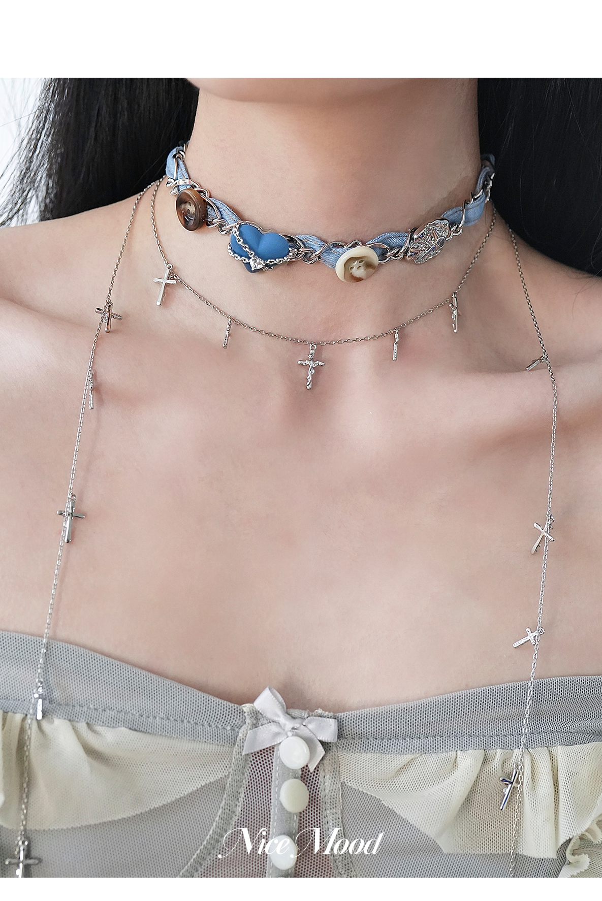 Original Denim Heart Choker Design with Heart-Shaped Accents and Metal Chain Details – Trendy, Chic for Casual Wear, Date Nights, Parties, Ideal for Adding a Fashionable and Unique Touch to Your Look for Women